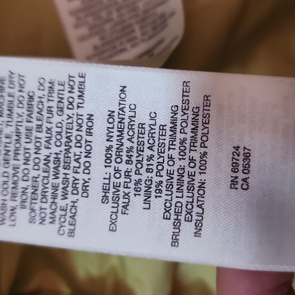 Columbia Convert jacket in olive green, detachable fur hood - Picture 9 of 14